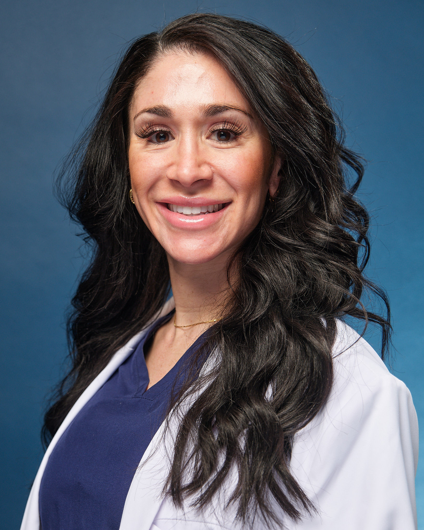 Pharmacist Mariam Saadat headshot